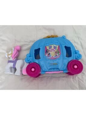 Fisher-Price Little People Disney Princess Cinderella's Dancing Carriage Horse